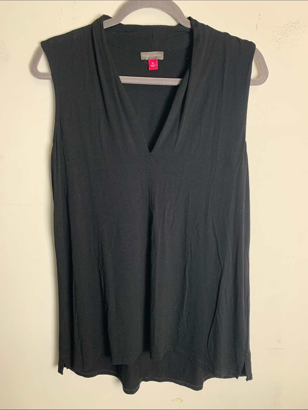 Vince Camuto Black V-Neck Sleeveless Drapey Tank